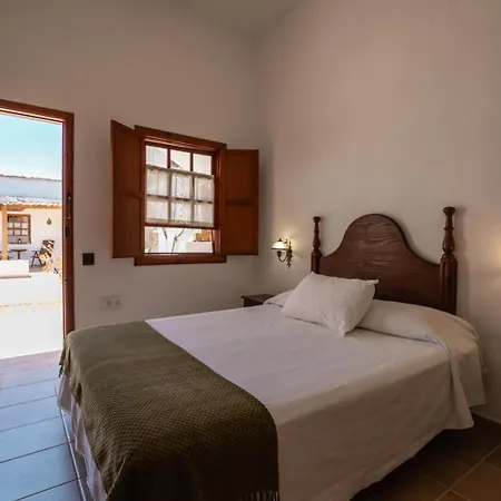 Rural Era De La Corte - Adults Only