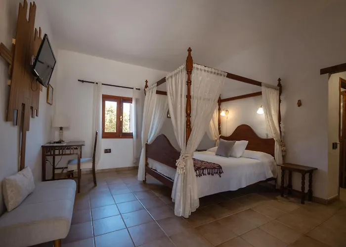 Rural Era De La Corte - Adults Only *