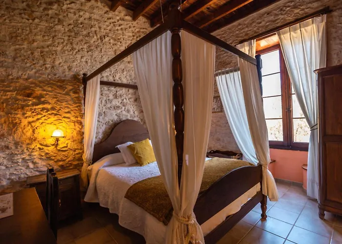 Rural Era De La Corte - Adults Only